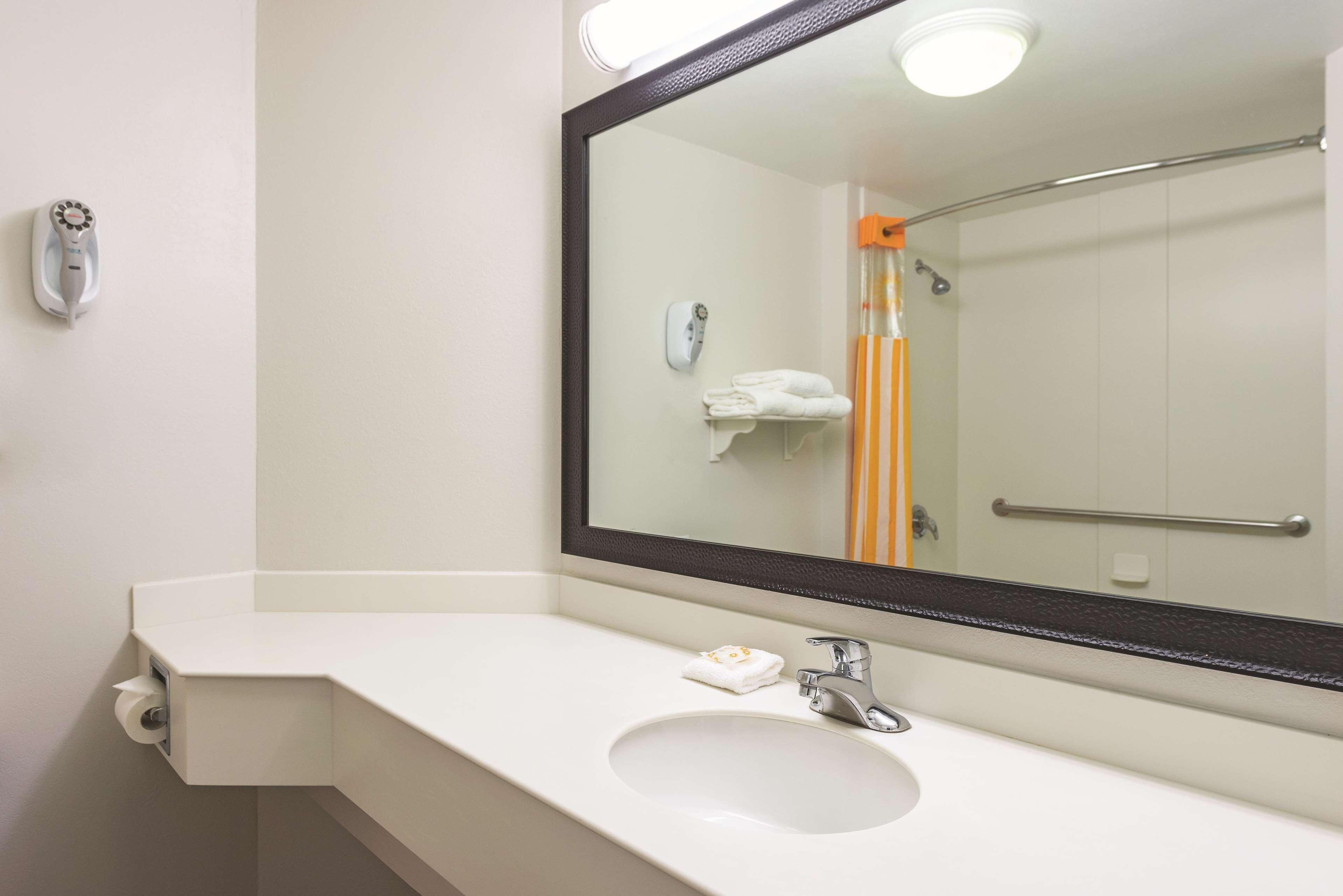 La Quinta Inn By Wyndham Denver Вестминстер Экстерьер фото